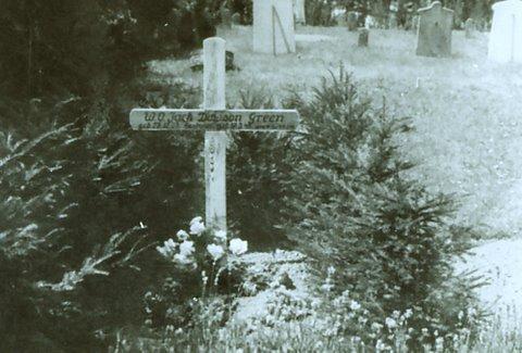 Grave Jack Dawson Green