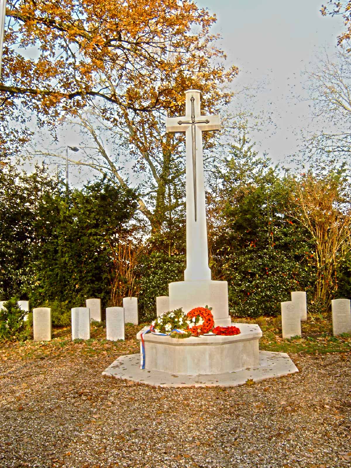 Rotterdam Crooswijk Cross of Sacrifice