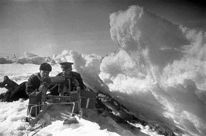 Soviet naval infantrymen manning a machine gun
