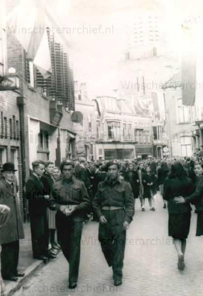 The Belgians S.A.S. Parachutists liberation of Beerta