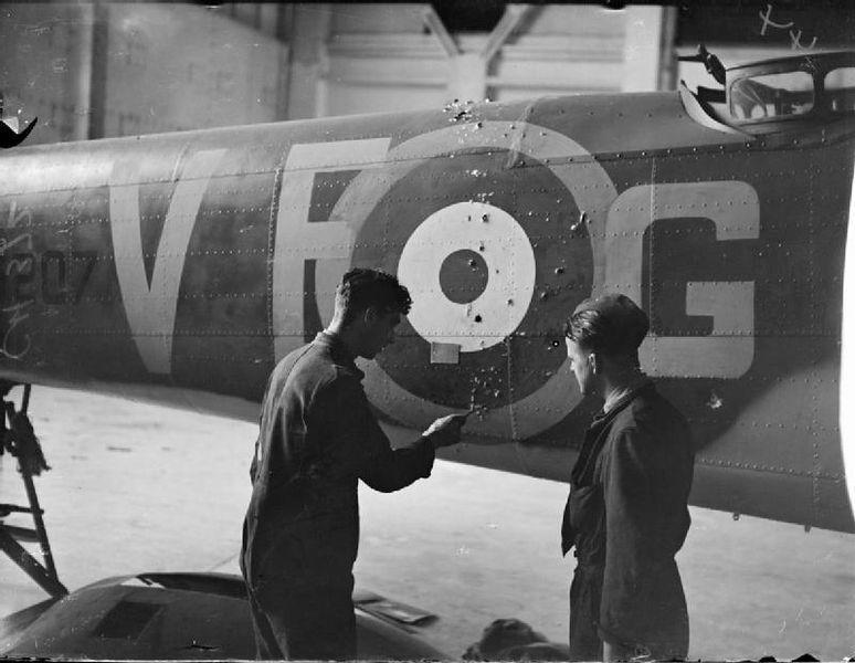 The 110 Sqdn left from Wattisham at 1940-05-22 at 16:18. Loc or duty Henschel