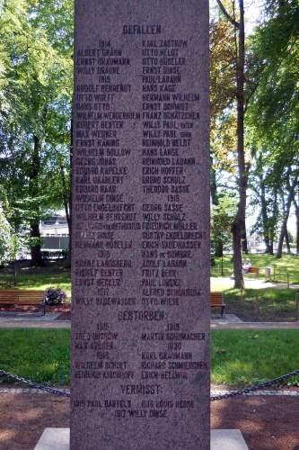 On Tues. 18 July 1944  291 American B-17 bombers attacks