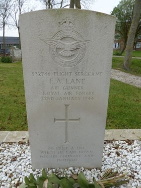Lancaster MK.II DS824 JI-K lost at IJsselmeer (Noordelijke deel) on 22-01-1944 (SGLO ref: T3323)