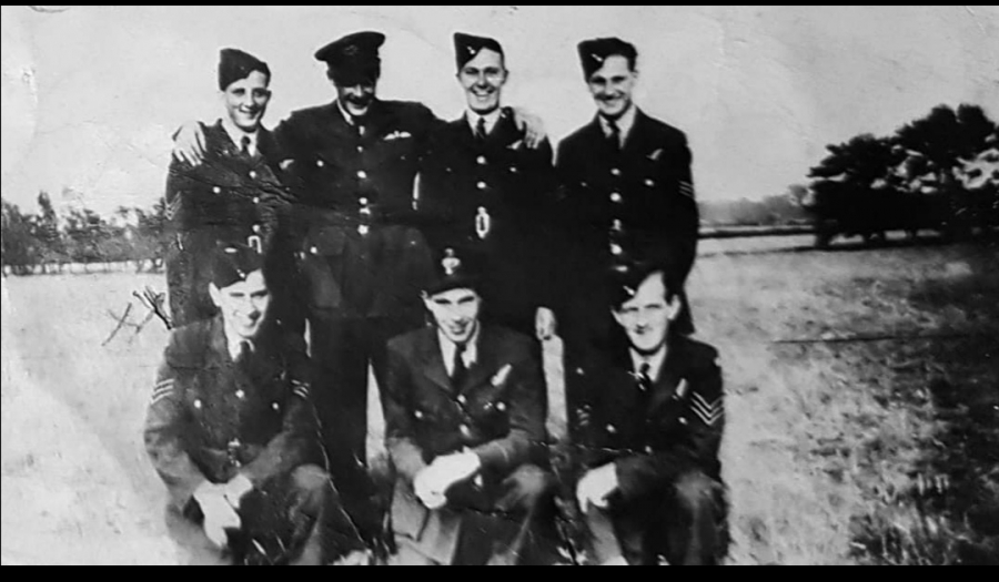 The 50 Sqdn left from Skellingthorpe at 1943-09-04 at 20:11. Loc or duty Berlin