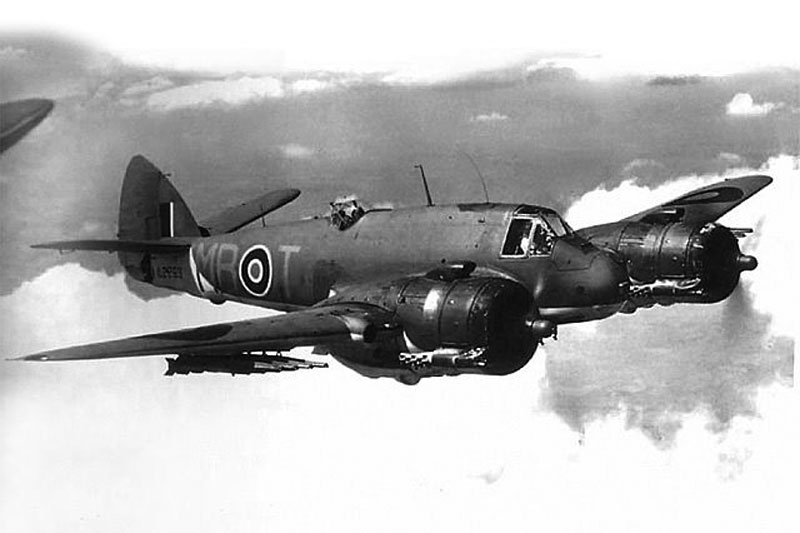Flight of Beaufighter VI V8593 and Flight Sergeant P Catchpole on 1943-08-17