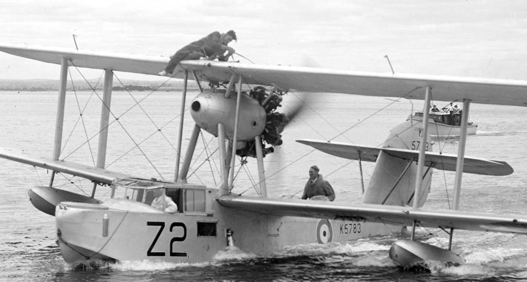 Flight of Walrus I W2773 and Pilot Officer L R Healey on 1943-04-14