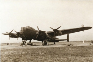 The 100 Sqdn left from Grimsby at 1943-05-26 at 23:23