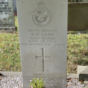 Lancaster Mk.I W4266 VN-N lost at Haerst (near Zwolle) on 17-12-1942 (SGLO ref: T1953)