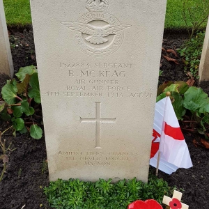The 50 Sqdn left from Skellingthorpe at 1943-09-04 at 20:11. Loc or duty Berlin